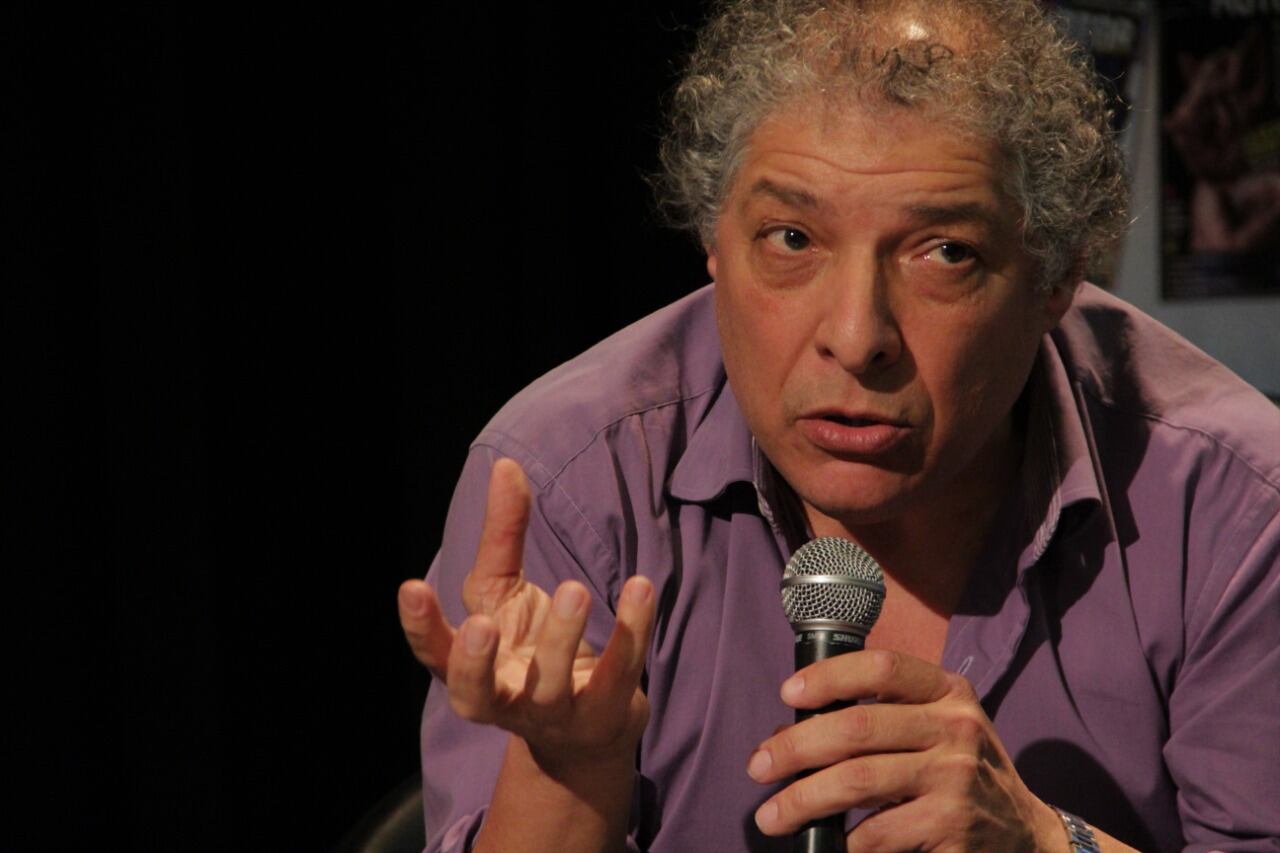 "La idea central es que la economía no es una ciencia oculta", dice Dellatorre.