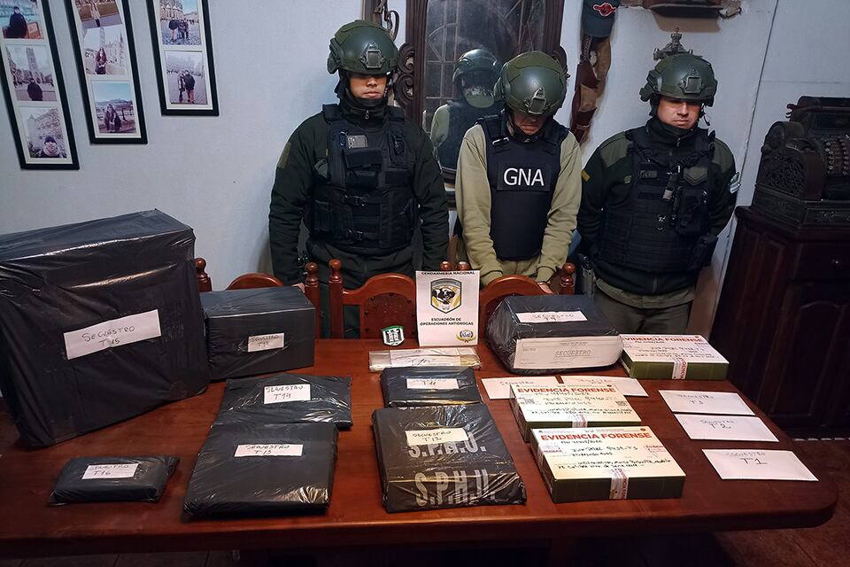 El procedimiento en el que detuvieron a Iván Jokanovich.