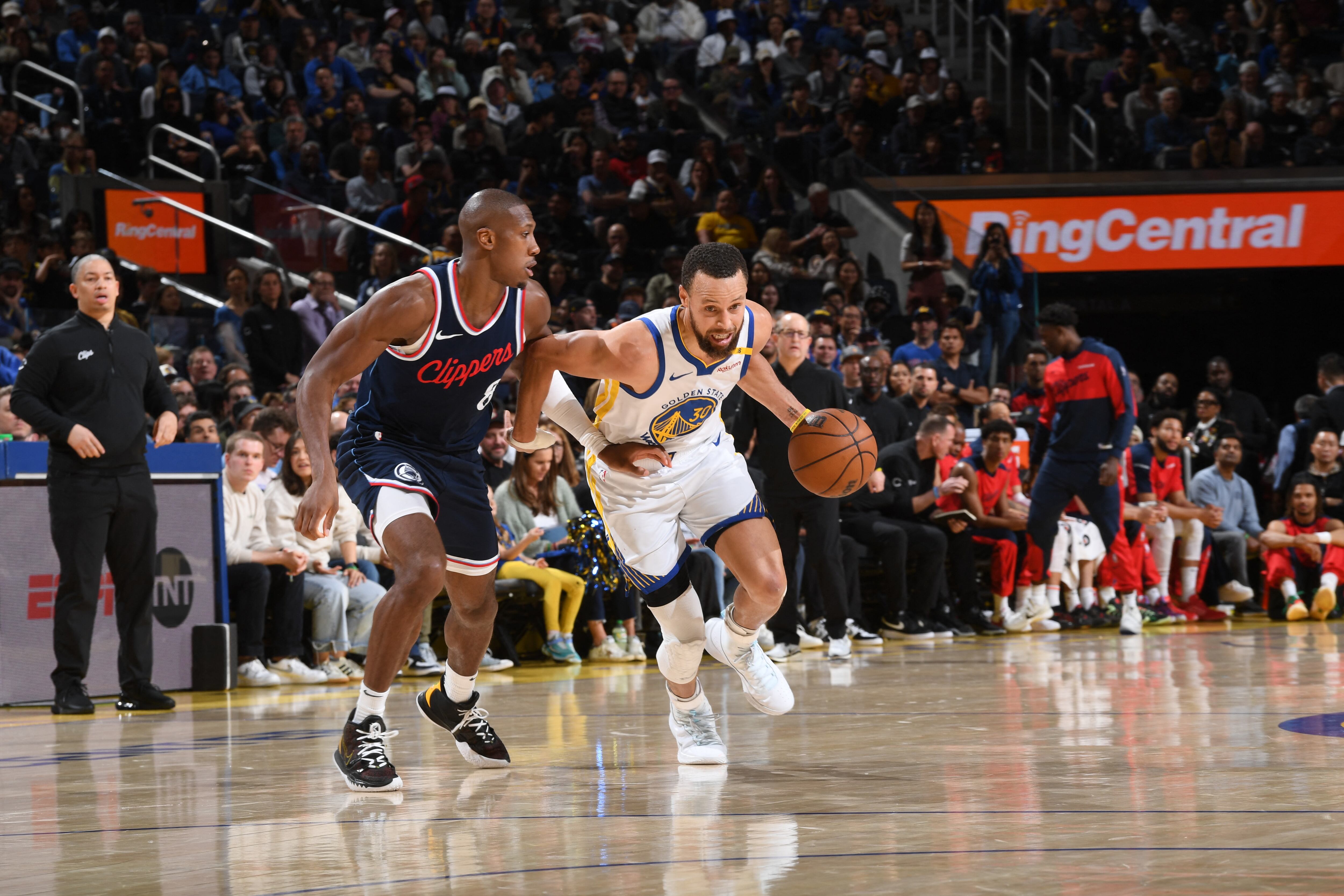 Steph Curry quiere comandar a su equipo a otra final de la NBA