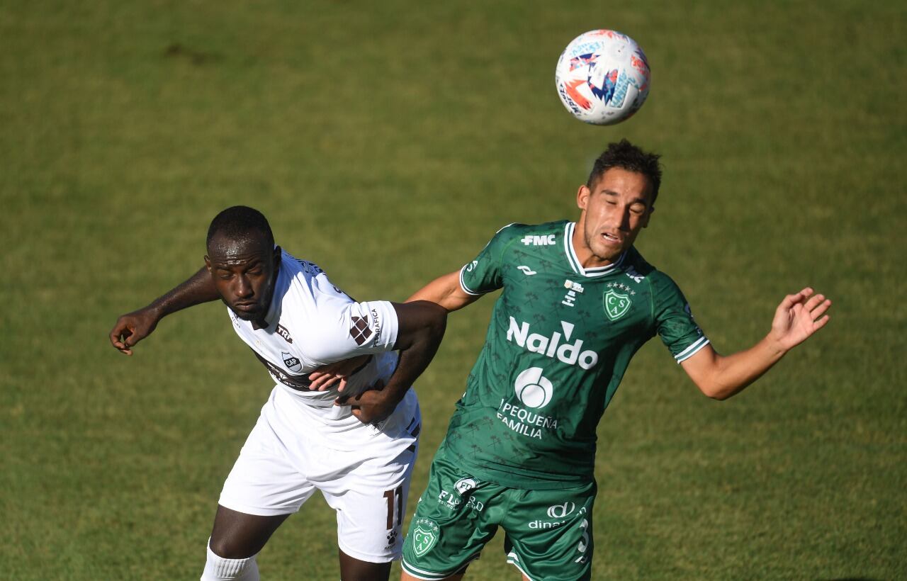 Platense y Sarmiento, partido pendiente de la primera fecha.