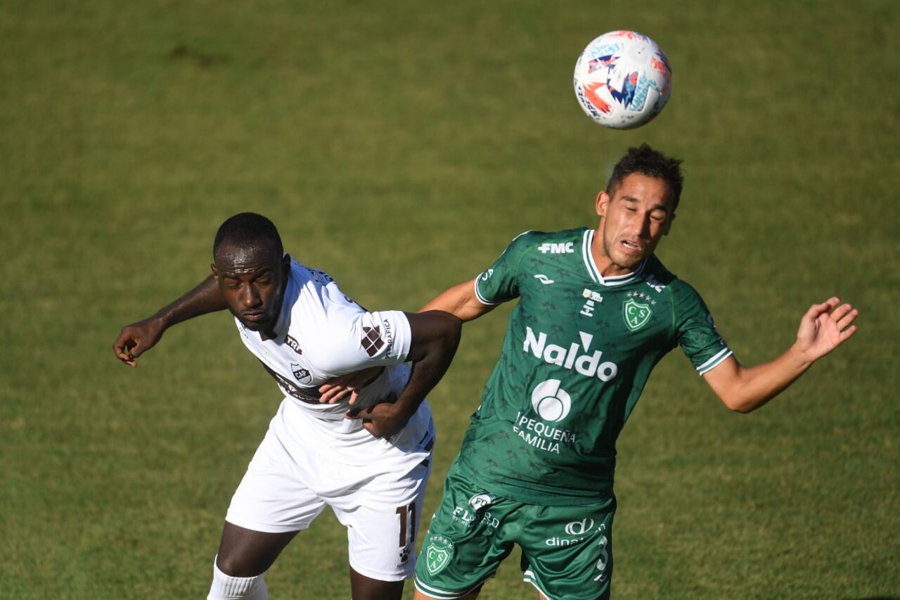 Platense y Sarmiento, partido pendiente de la primera fecha.