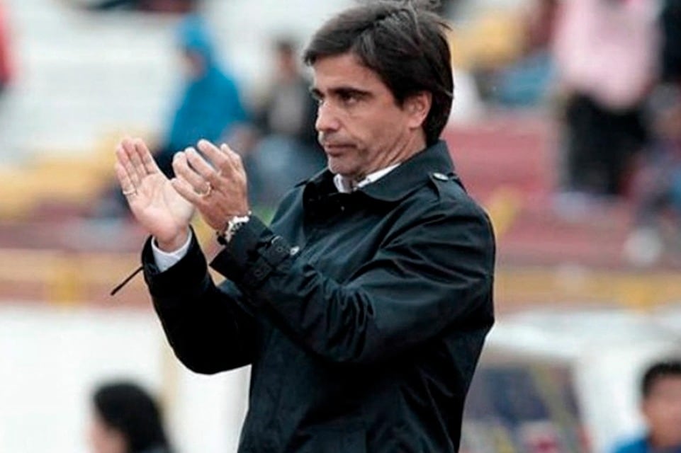 Sanguinetti no pudo recuperar al equipo después de la derrota en el clásico