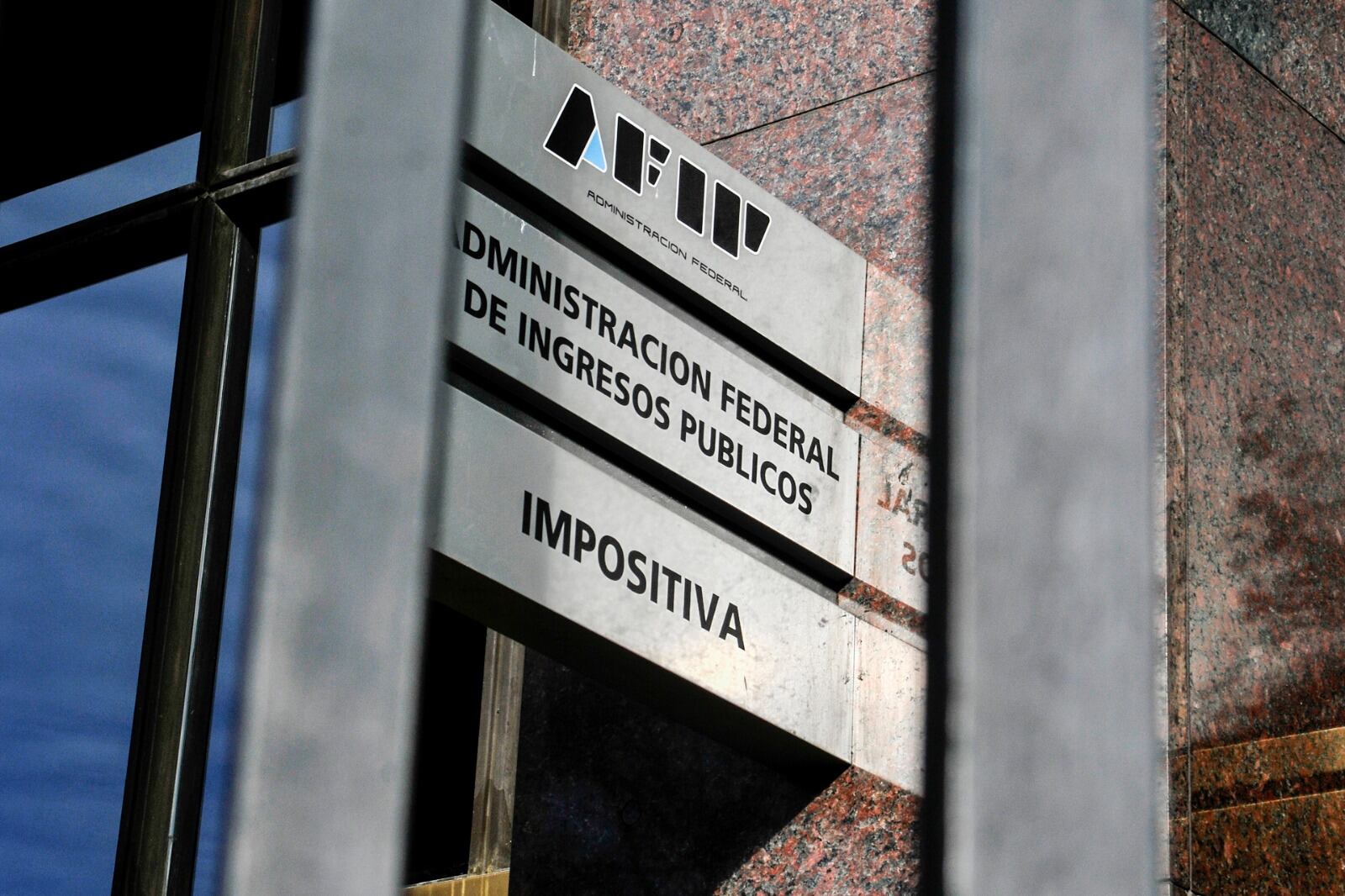 La AFIP reglamentó la implementación del Régimen Especial de Ingreso del Impuesto sobre los Bienes Personales 