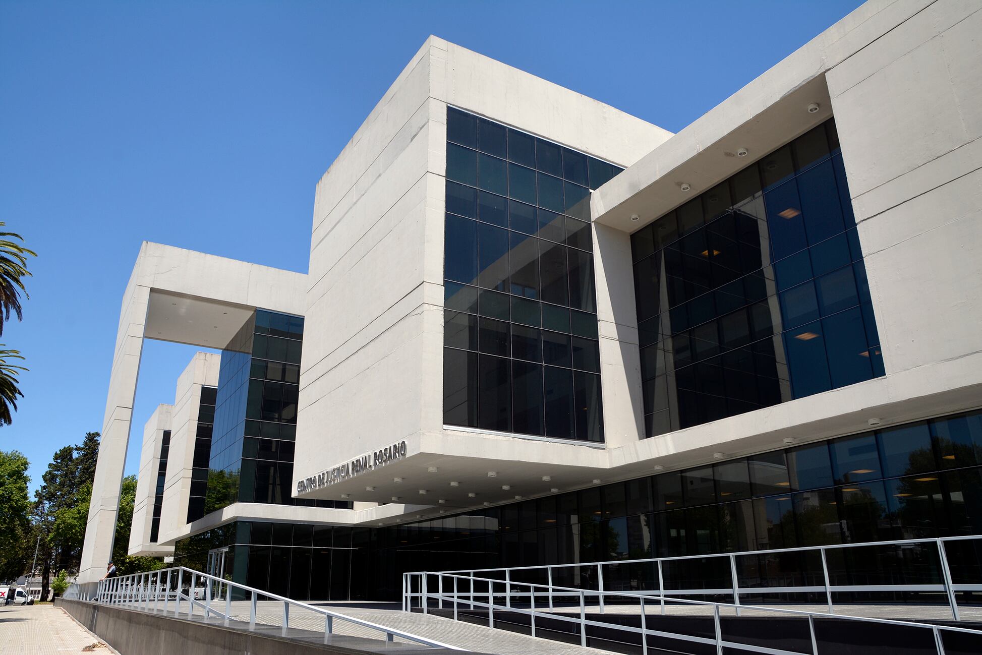 El juicio comenzó ayer en el Centro de Justicia Penal, hoy dará testimonio la víctima.