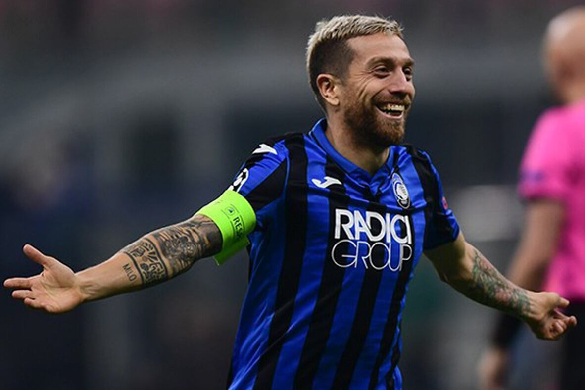 Papu Gómez, capitán y símbolo de Atalanta. El club pertenece a una familia ligada a la industria de la moda.