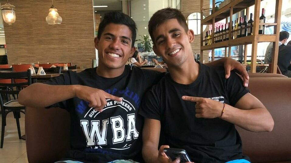 El "Hormiga" (derecha) y su hermano, Jesús 