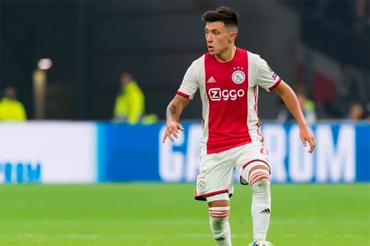 Lisandro Martínez se mudaría de Amsterdam a Barcelona