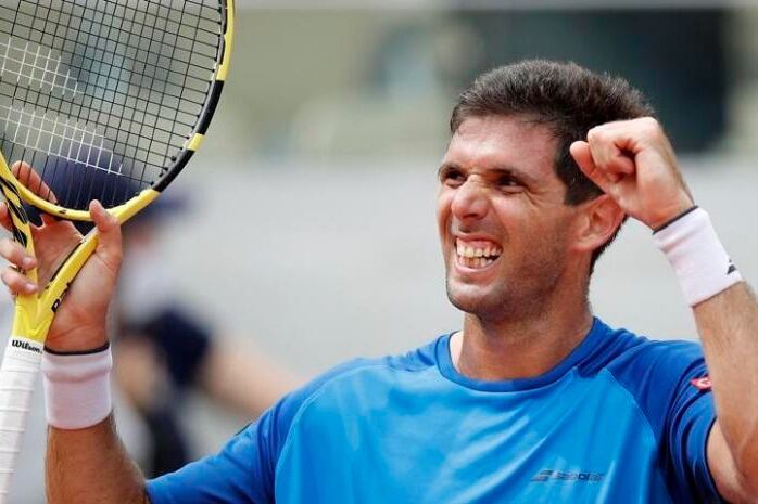 Delbonis festeja. Para ingresar al cuadro principal debe ganar otros dos partidos. 