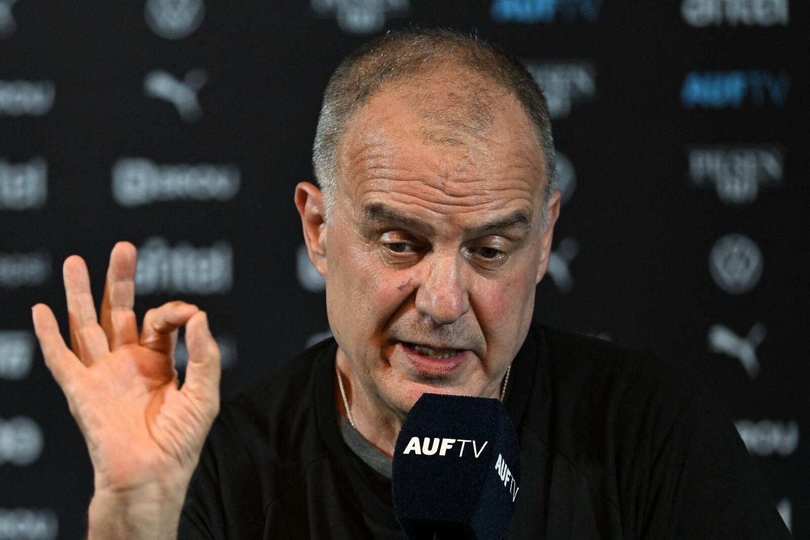 Marcelo Bielsa también tenía reservado a Edinson Cavani