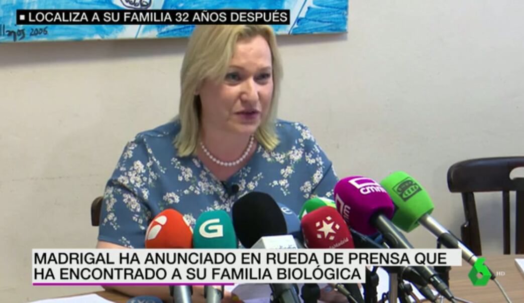 "He encontrado a mi familia biológica", contó Madrigal en una rueda de prensa en Madrid.