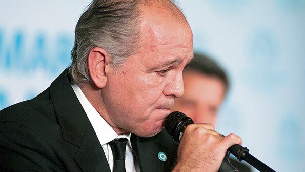 Alejandro Sabella, ayer en la Univeridad Nacional de La Plata.