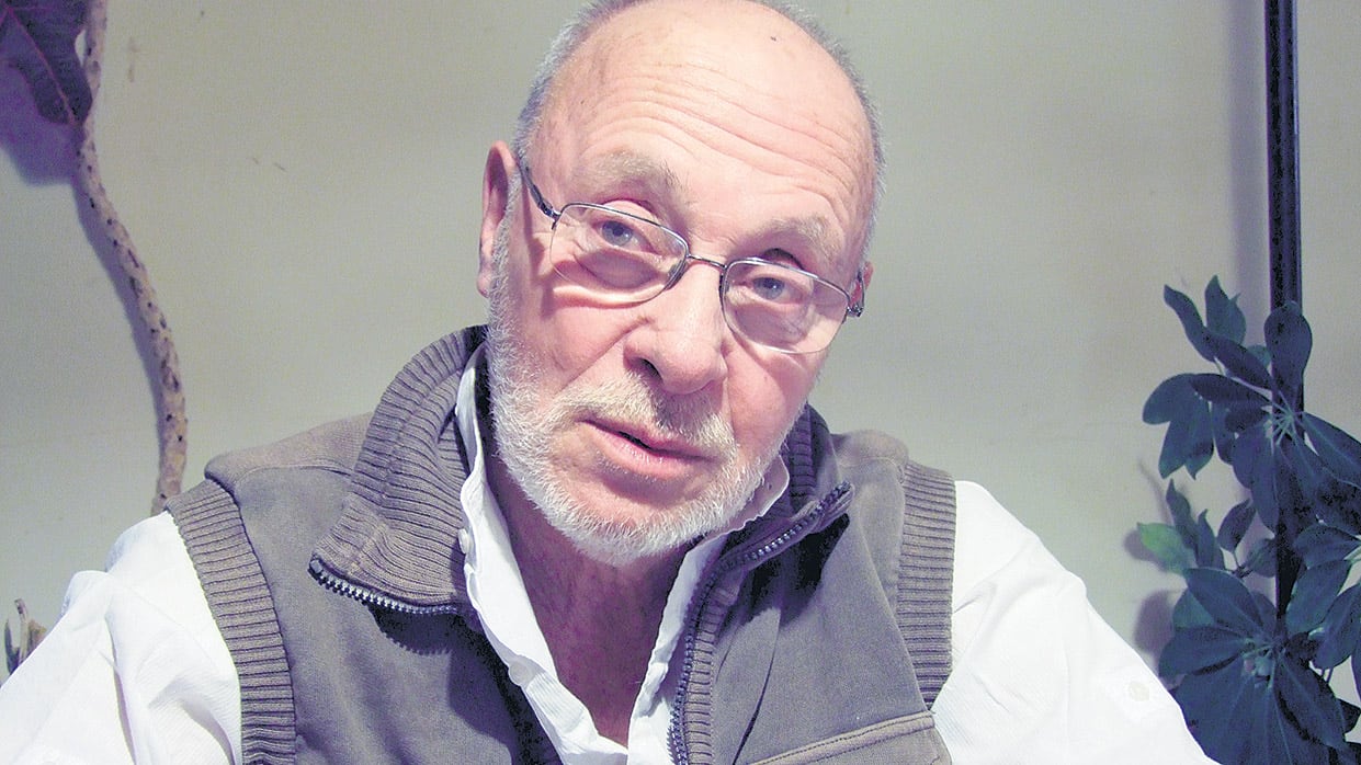 “Sigo considerándome trotskista y creo que una revolución socialista es posible. Un Estado no es posible”, afirma Klachko.