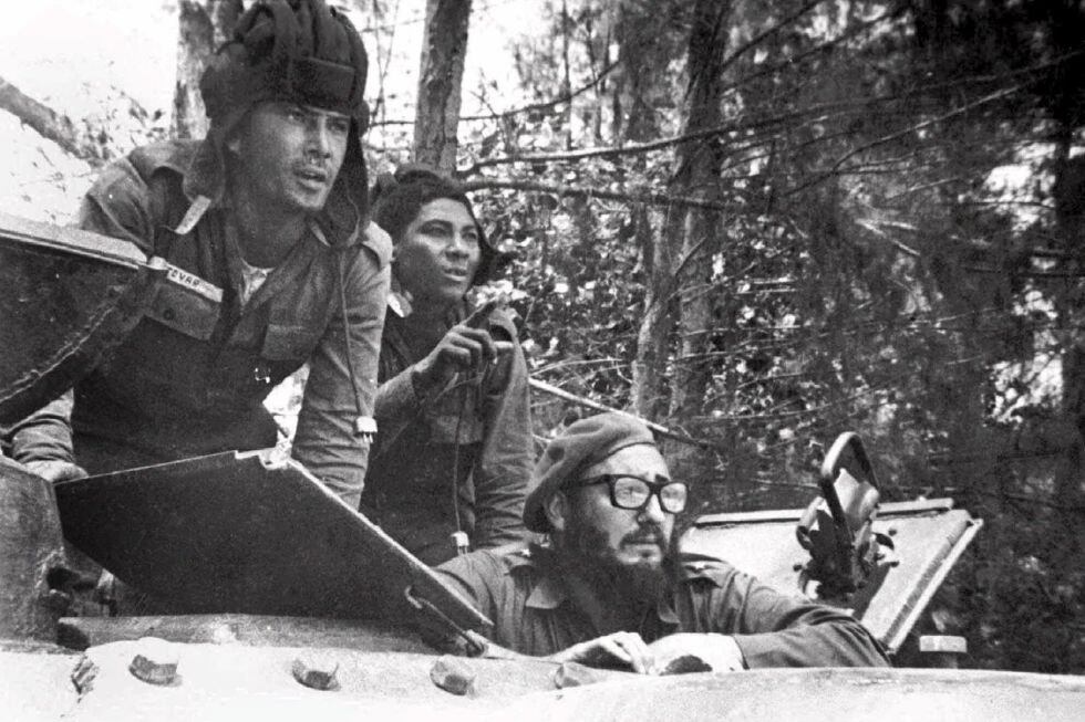 Fidel Castro dirigió la defensa de su país en el campo de batalla.