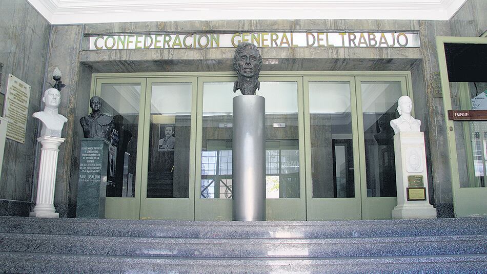 Distintos gremios se reunieron por el futuro de la CGT.