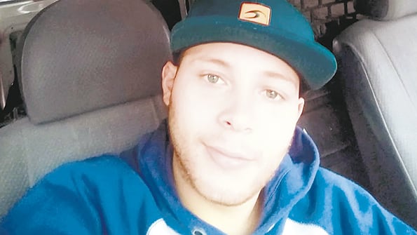 Cristopher Rego volvía de la casa de un amigo y no tenía los papeles del auto encima.