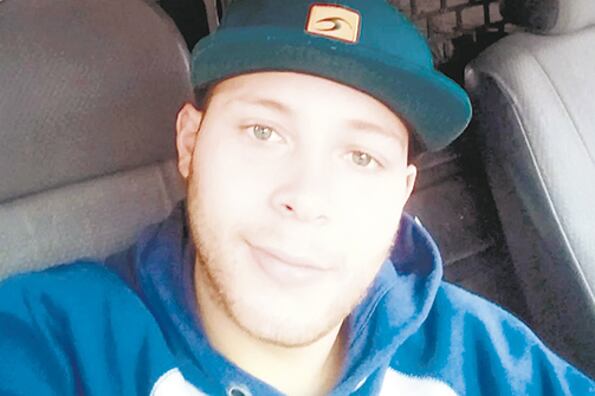 Cristopher Rego volvía de la casa de un amigo y no tenía los papeles del auto encima.