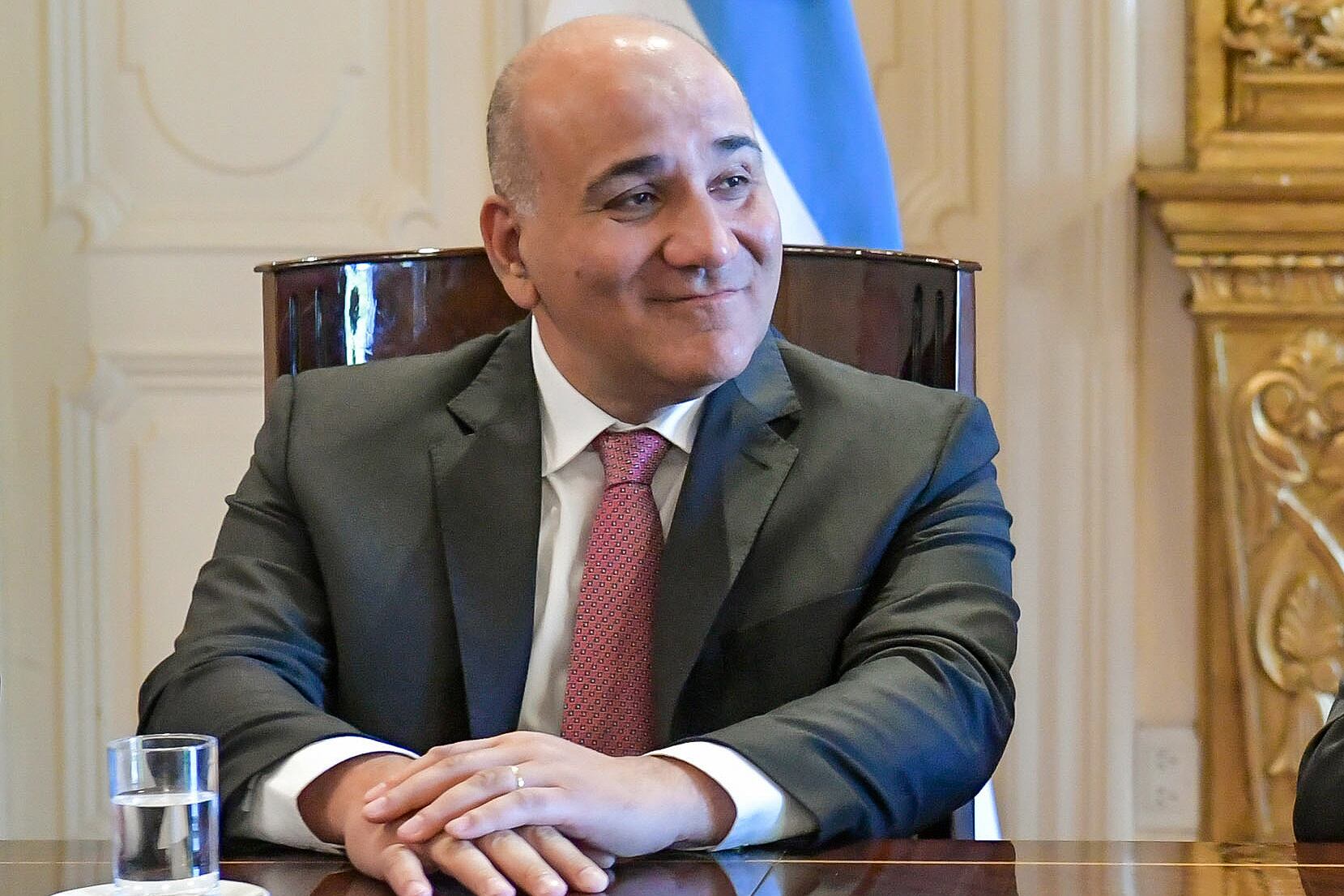 Manzur abandona la jefatura de Gabinete.