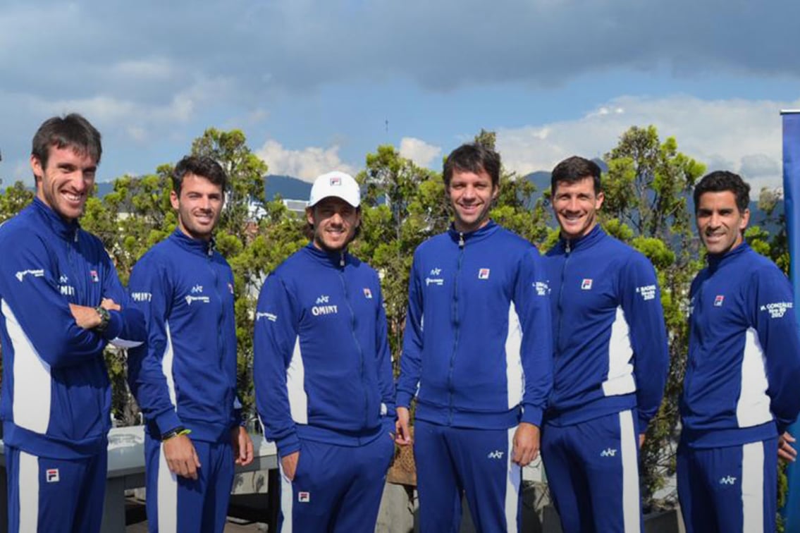 Mayer, Londero, Gaudio, Zeballos, Bagnis y Machi González en la última serie en Bogotá.