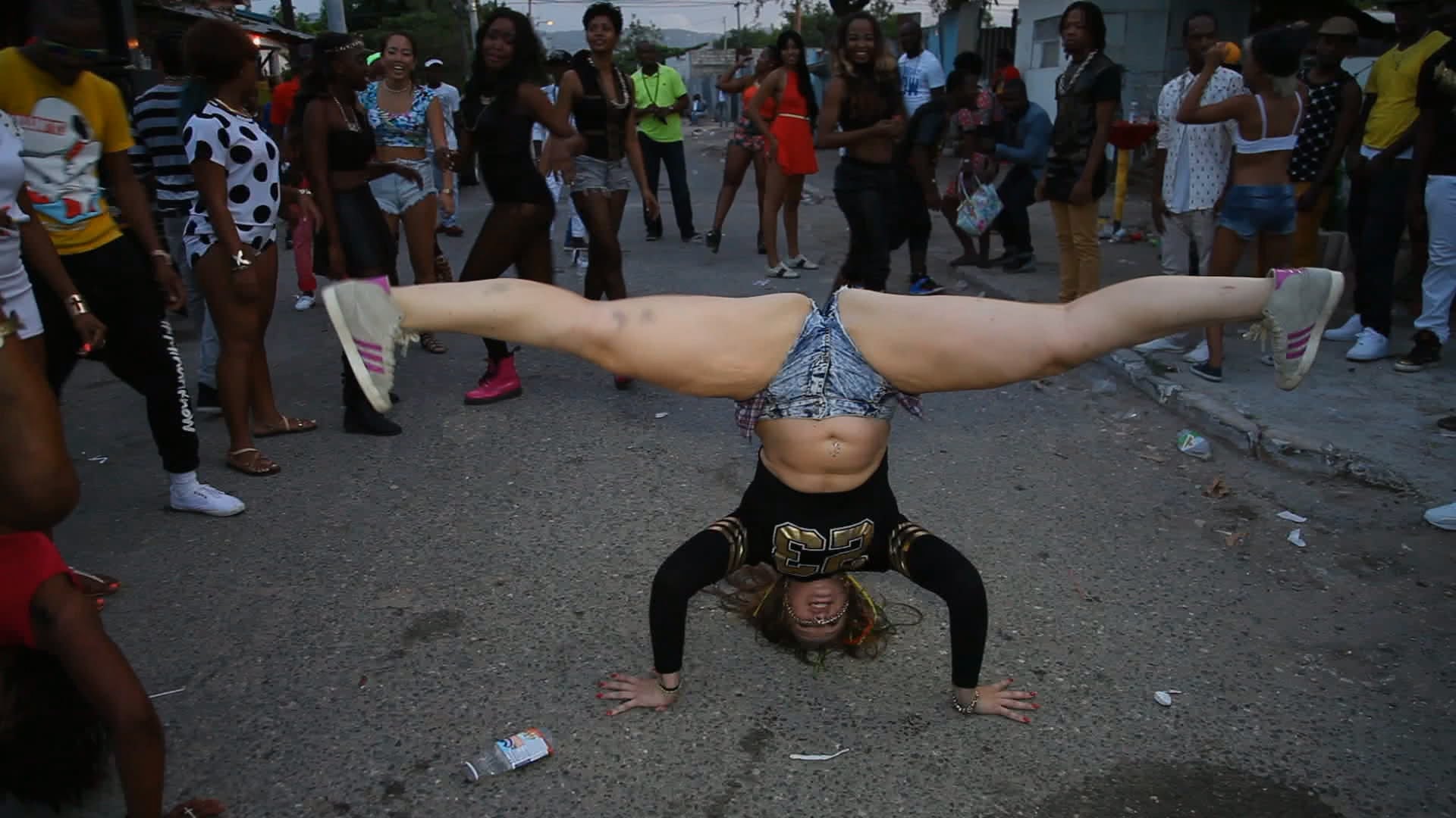 "Bruk Out!", de Cori McKenna, se verá el lunes 16 en el Cine Gaumont y el miércoles 18 en el Village Recoleta.