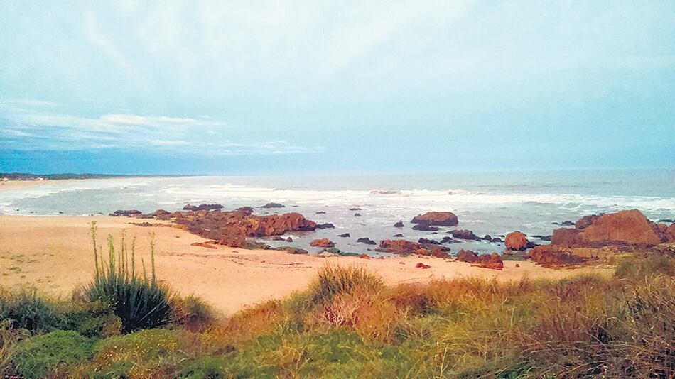 Antiguas formaciones geológicas dan nombre al balneario y sus piedras.