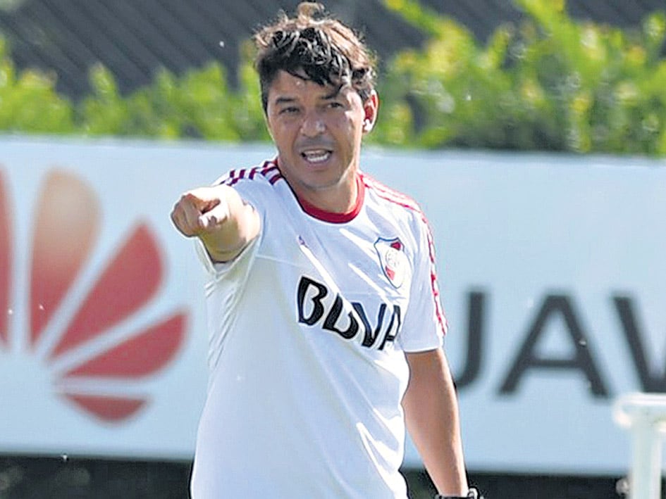 Gallardo presentará hoy un mix entre titulares y suplentes.