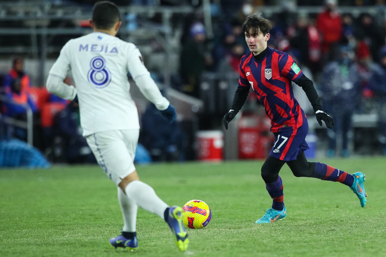 El termómetro del estadio llegó a marcar 29 grados bajo cero durante el partido