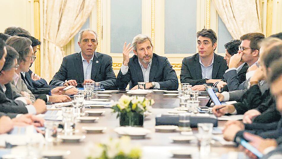 El ministro Rogelio Frigerio encabezó reuniones preparatorias para discutir el presupuesto 2019.