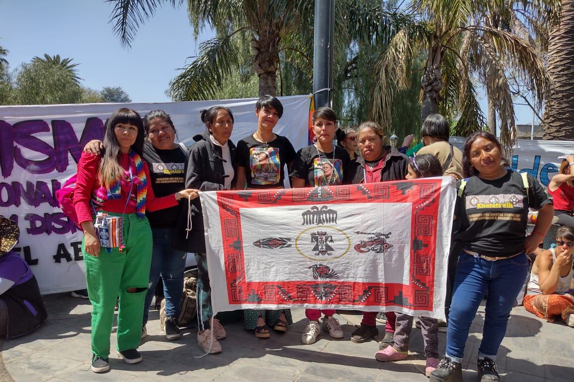 Asamblea de mujeres indígenas de la ruta 81