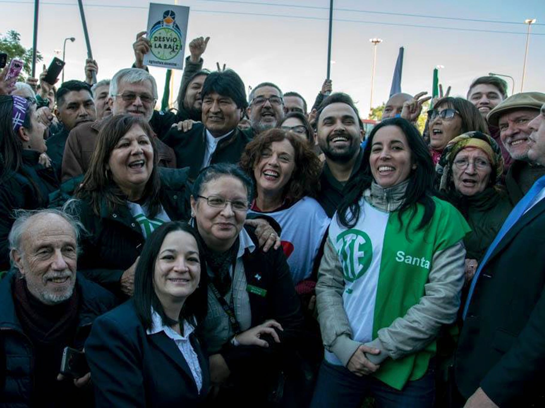 Evo junto a militantes y dirigentes sindicales.