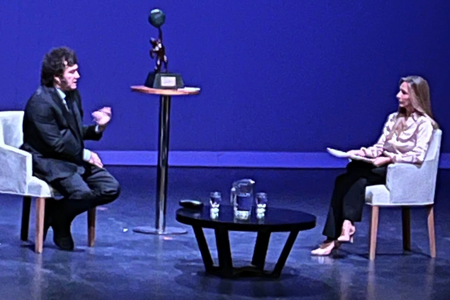 Milei junto a la presidenta del Ayn Rand Center Latin America