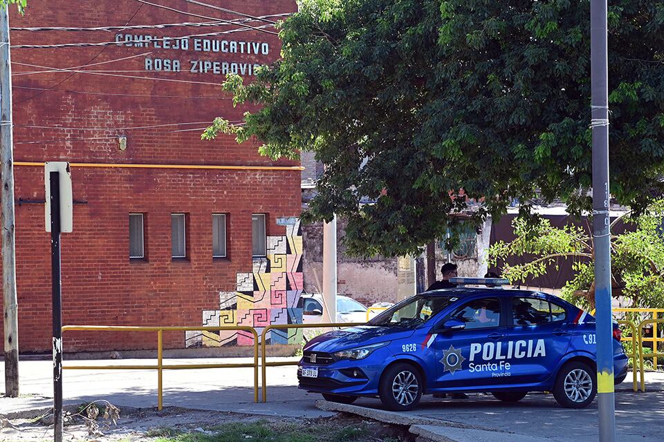 La escuela de Génova y Albert Sabin, una de las baleadas.