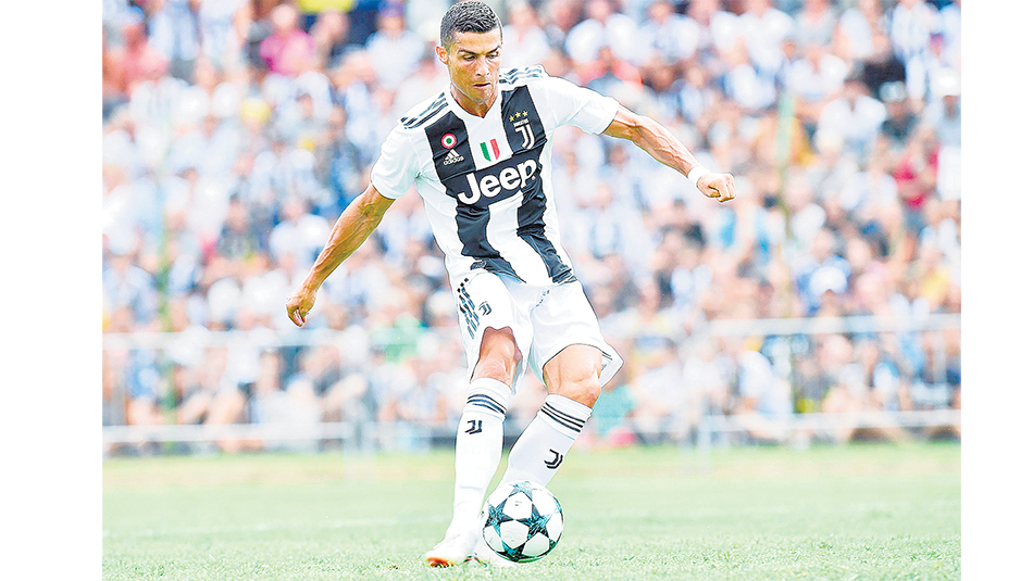 El portugués Cristiano Rolando, cobra bien pero le da ganancias a la Juventus.