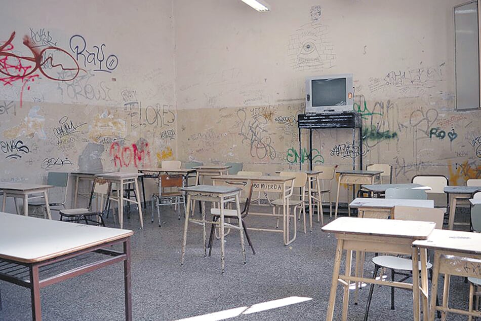 Son insuficientes las partidas para mantenimiento e infraestructura... y se nota en todos los niveles.