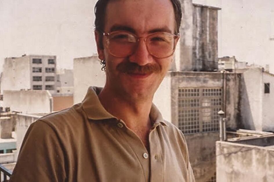 Carlos Jáuregui, el primer presidente de la Comunidad Homosexual Argentina, nació el 22 de septiembre de 1957.