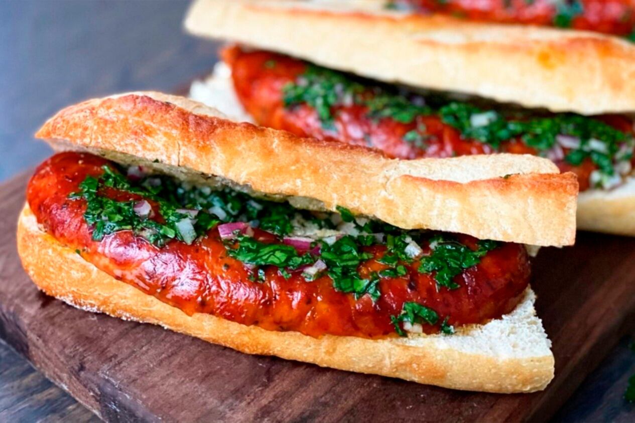 El choripán argentino quedó entre los mejores sanguches del mundo.