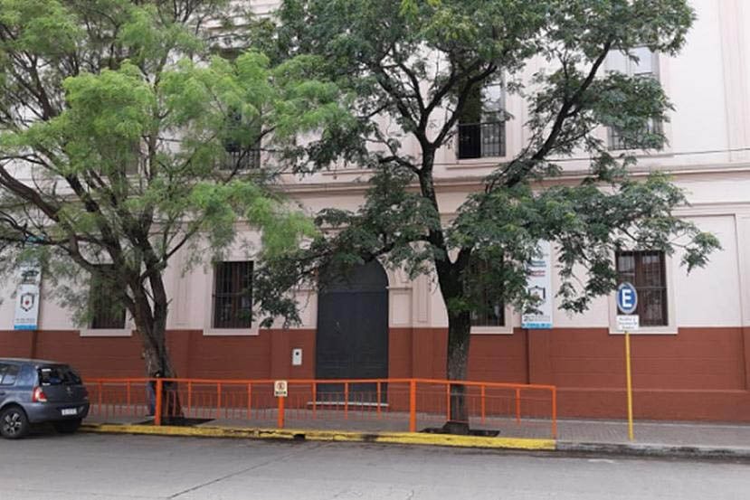 El Colegio Esclavas del Sagrado Corazón de Jesús, en Córdoba, una de las instituciones con alumnos infectados.