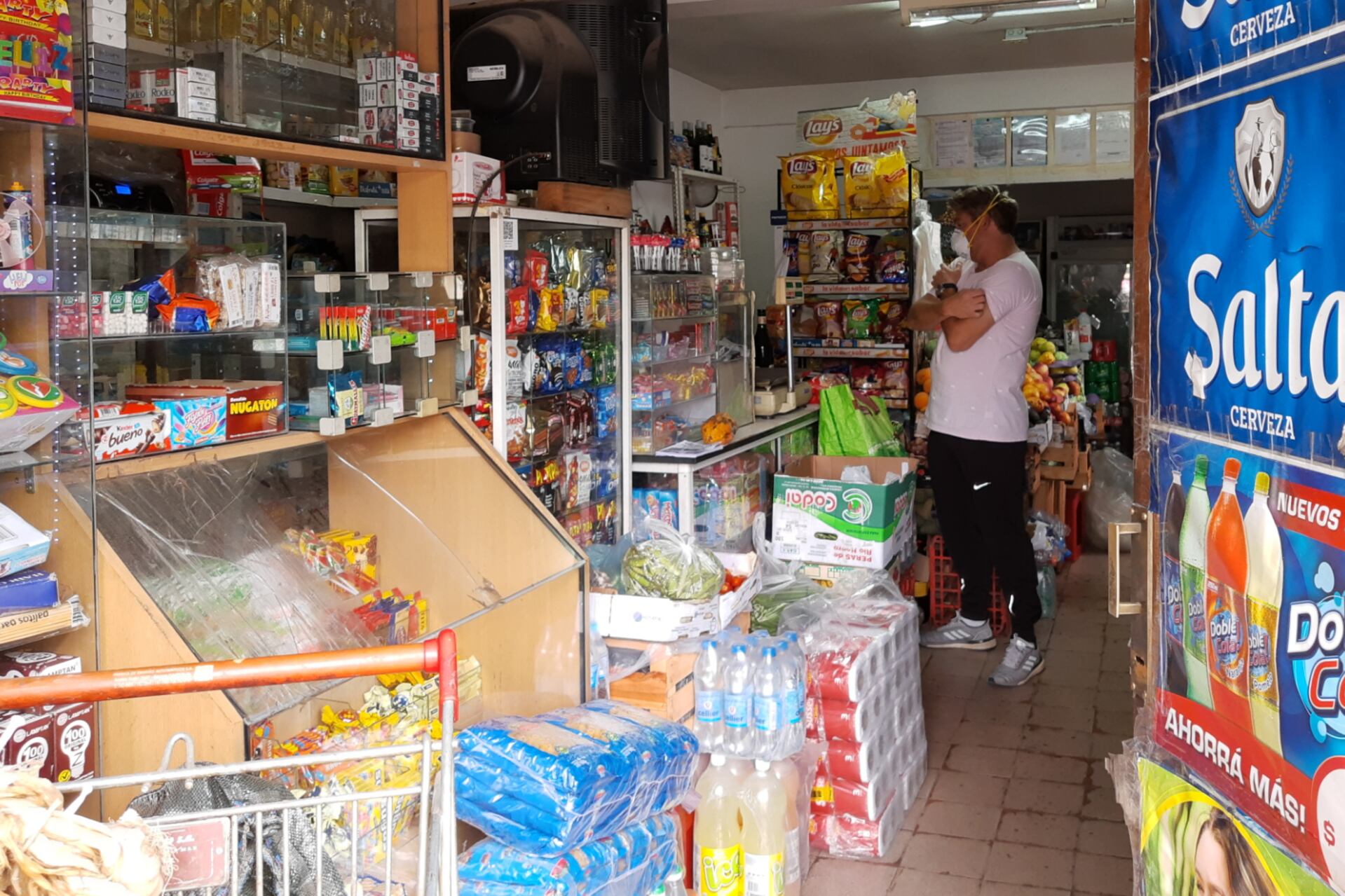 Los negocios de cercanía podrán abrir hasta la medianoche