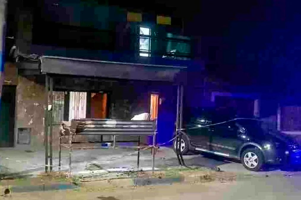 A Ferreyra le dispararon por la ventana de la coicna de su casa.