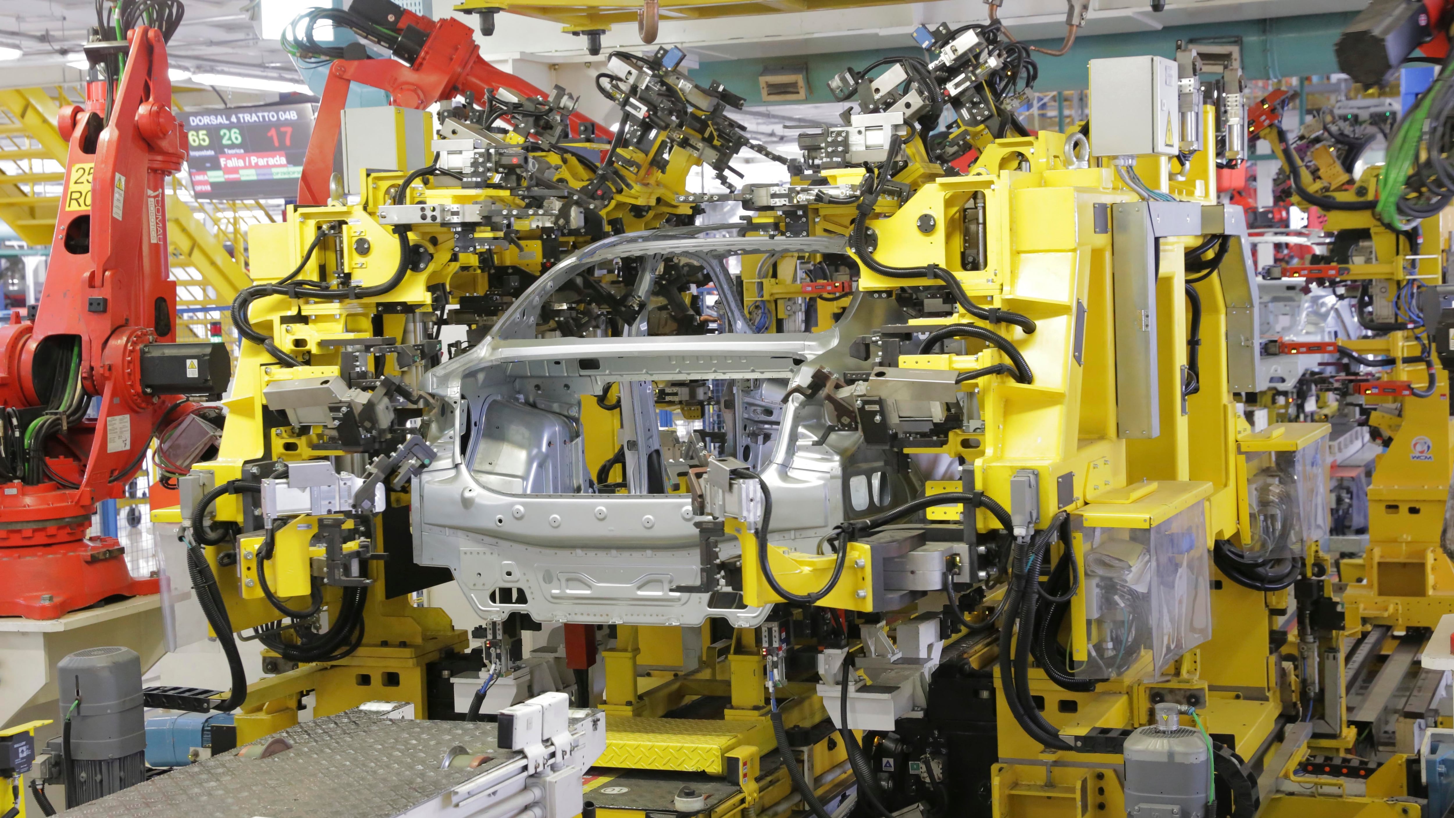 En lo que va del gobierno de Macri, la industria destruyó 146.000 puestos de trabajo registrados.