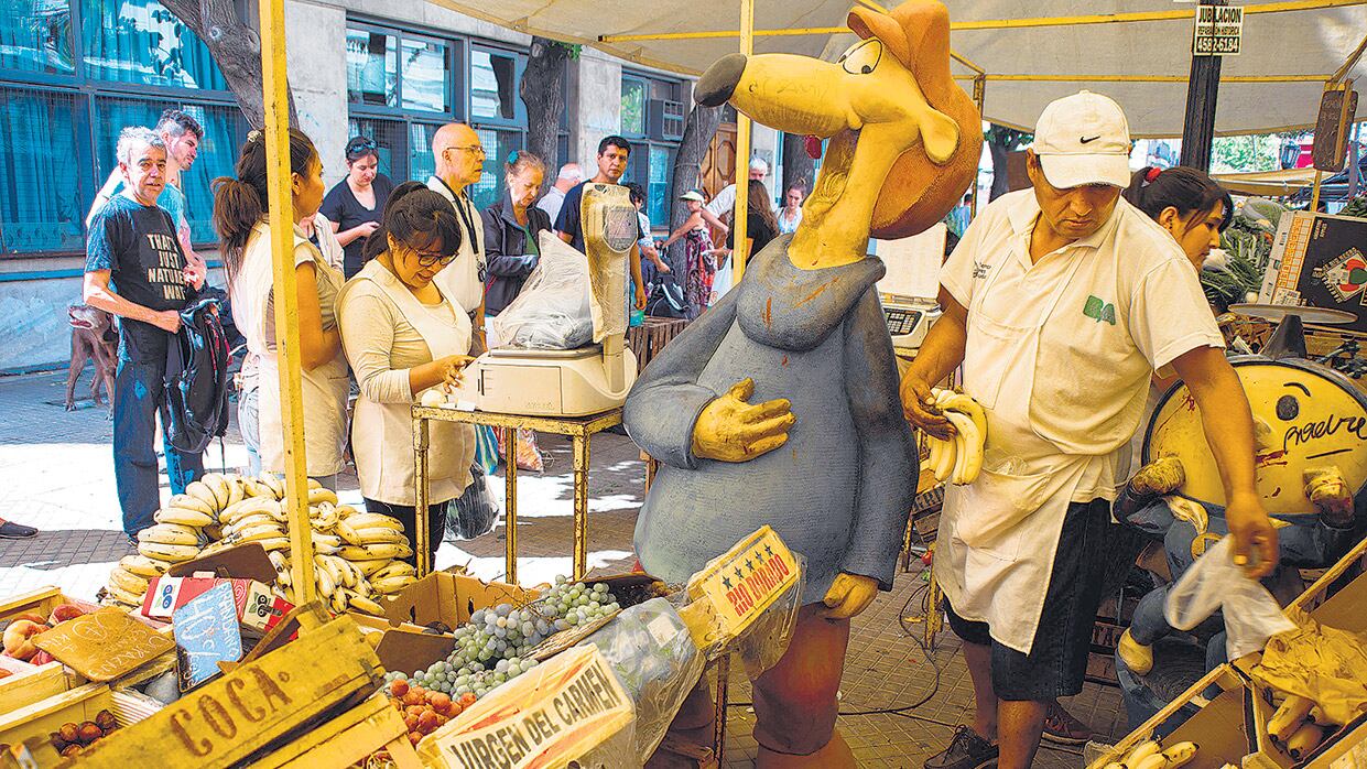 Para el cambio de horario de algunas ferias, se imputó presupuesto, aunque según el propio gobierno eso no tiene costo.