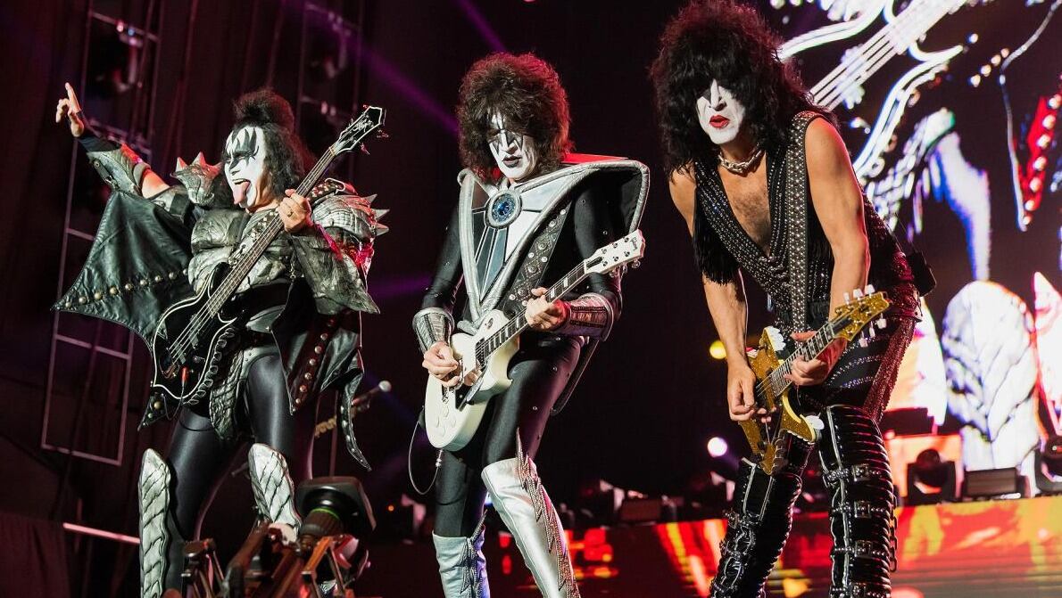 Kiss abandonó los escenarios y se convertirá en una "banda digital".