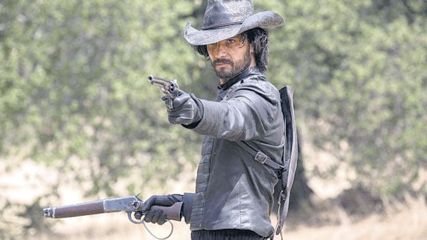 Hector Escaton, el personaje de Santoro, tiene “nuevas inquietudes”.