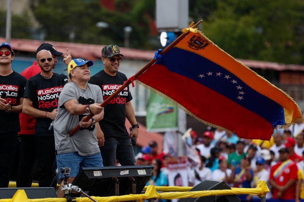 Maradona durante un cierre de campaña electoral de Maduro en 2018.