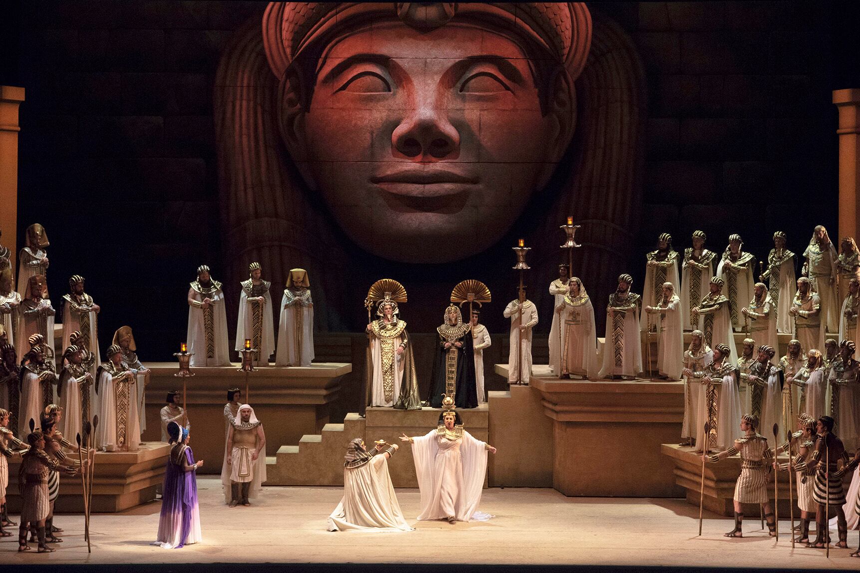 En la ópera Verdi buscó una superación técnica y estilística de su música