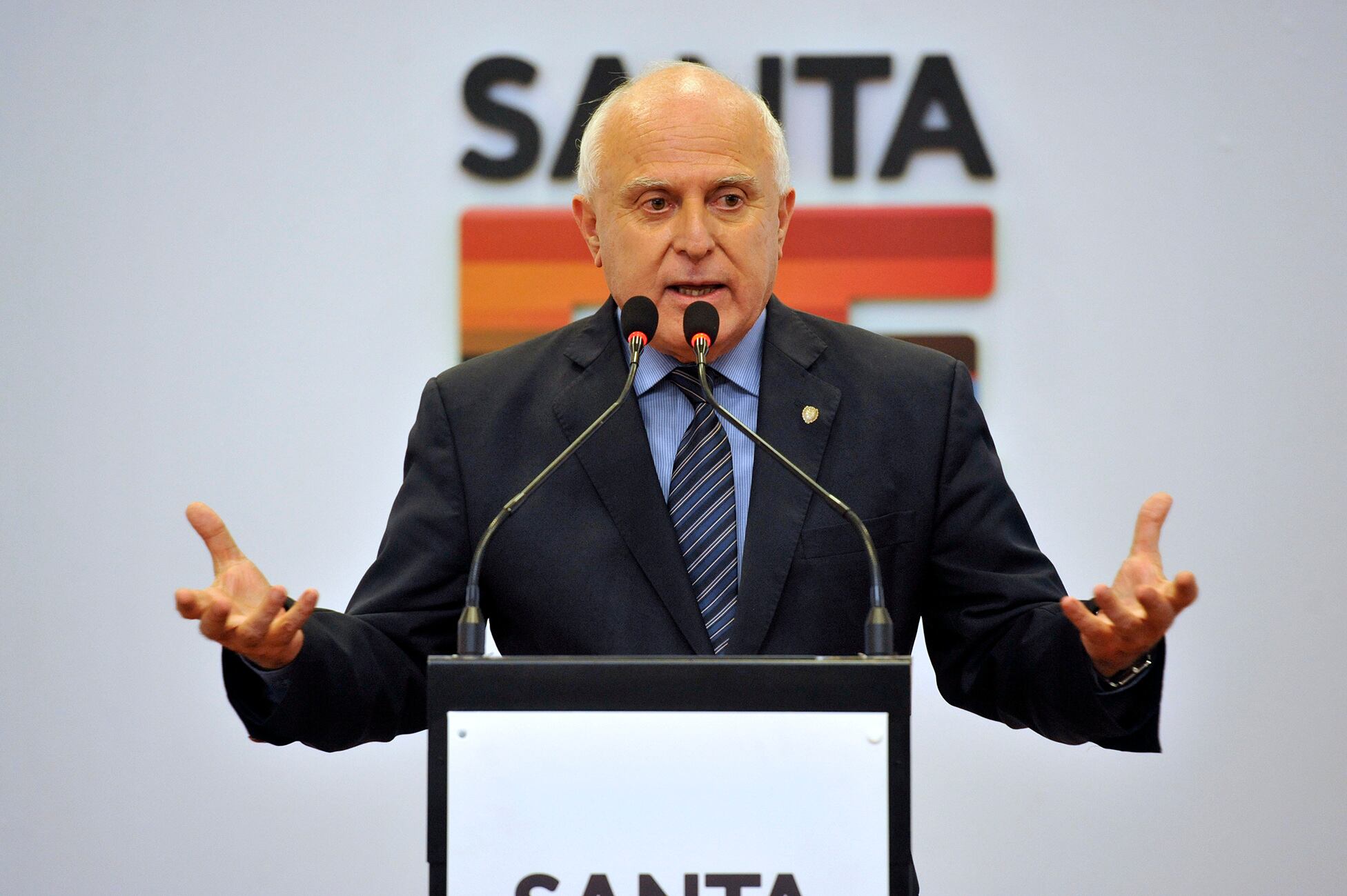 Lifschitz insistió con la reforma constitucional: "Hay que hacer que las cosas pasen".