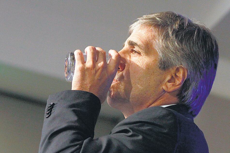 “Si las reservas subieran bien y si tuviéramos que pedir un waiver (perdón), bien también”, dijo Caputo.