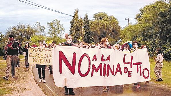 Las poblaciones de Traslasierra se movilizan contra la explotación de litio en la zona.