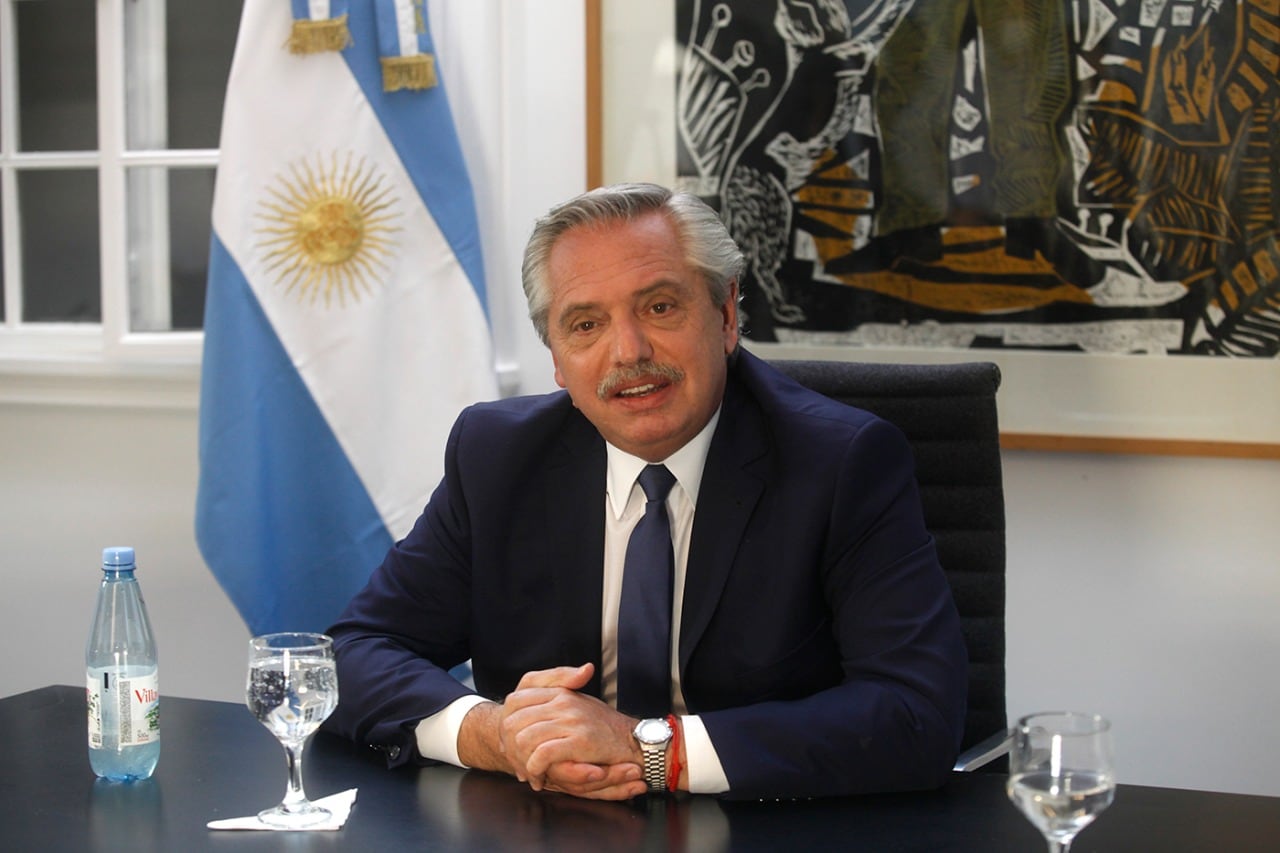 El jefe de Estado tomará la promesa a la Bandera a un grupo de alumnos de cuarto grado.
