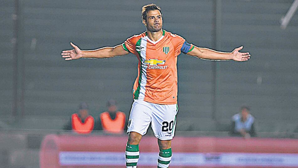 Cvitanich lleva 73 goles en 164 partidos.