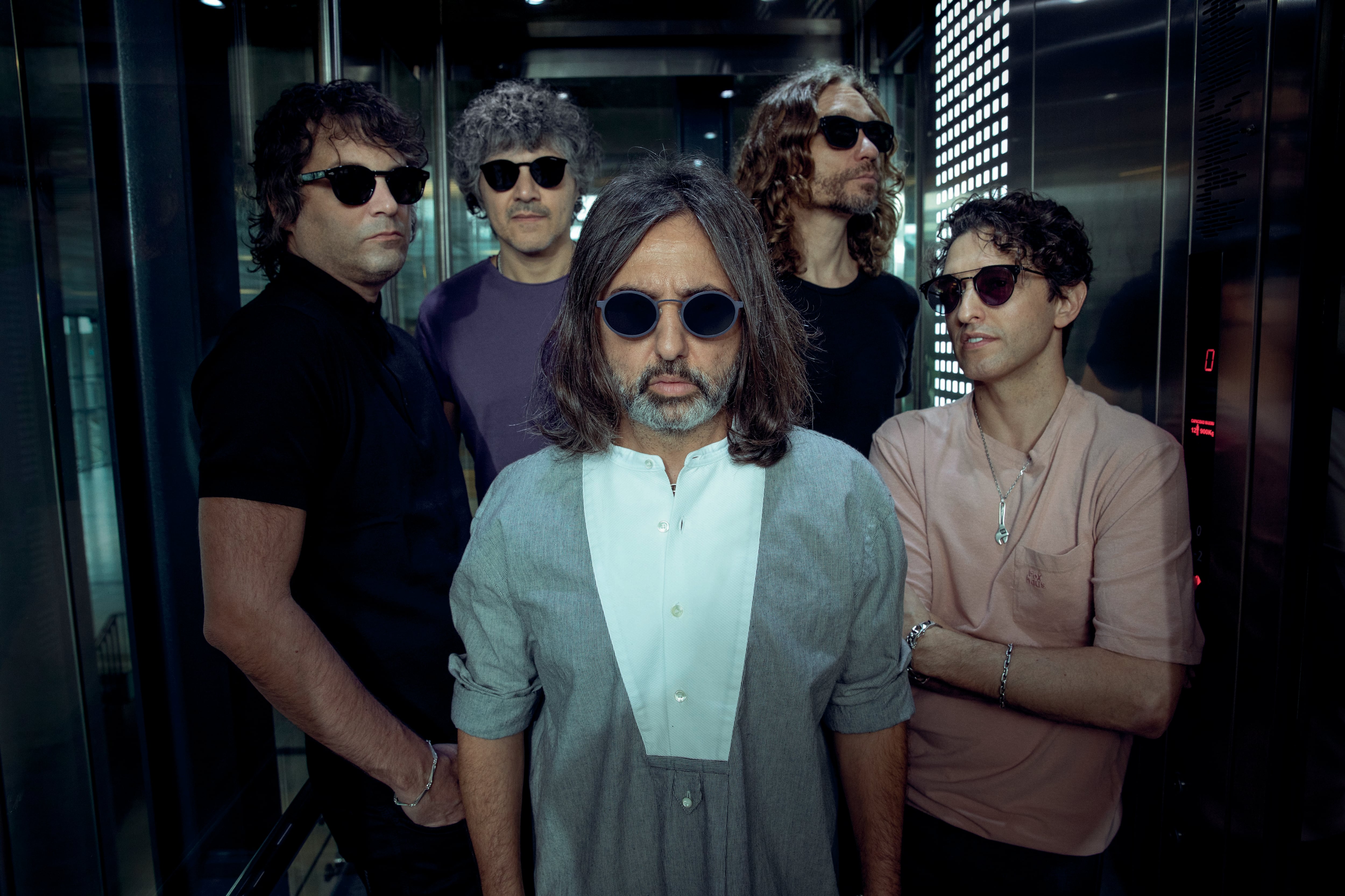 Según Dárgelos, "la idea de Babasónicos "es antisistémica, un poco filo anarquista".